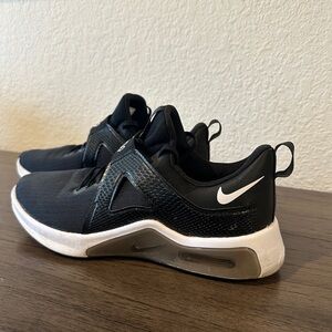 Women’s Nike air max Bella Sneaker